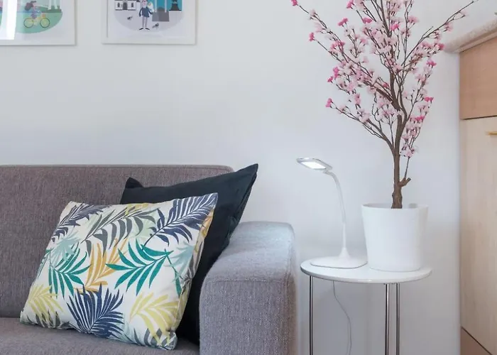 Und Riva Lucija Von Litto By Interhome * Split