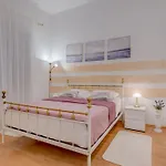 Und Riva Lucija Von Litto By Interhome Apartman *